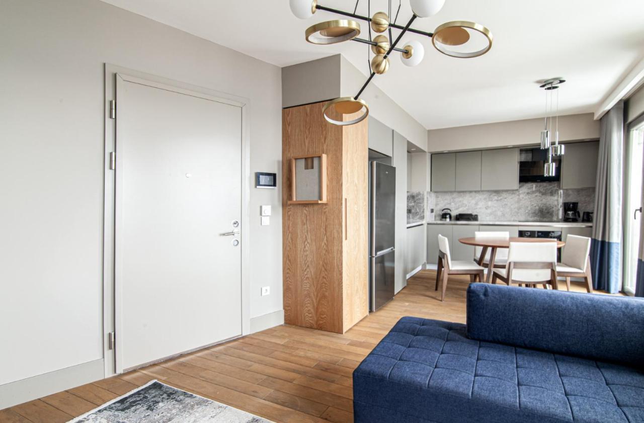 Flat With Panoramic Bosphorus View In Cihangir Istanbul Exterior foto