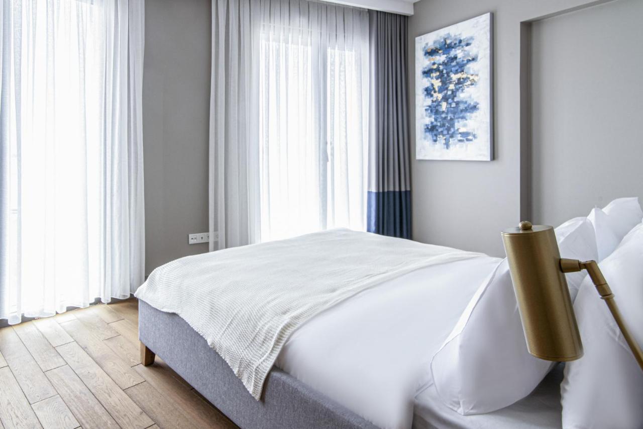 Flat With Panoramic Bosphorus View In Cihangir Istanbul Exterior foto